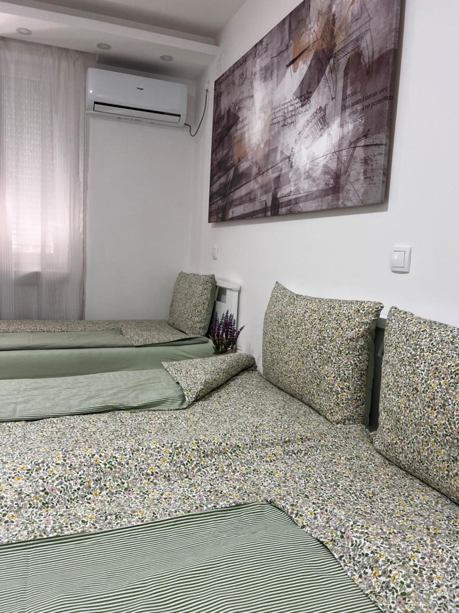 Guest House Lila Sombor Exterior photo