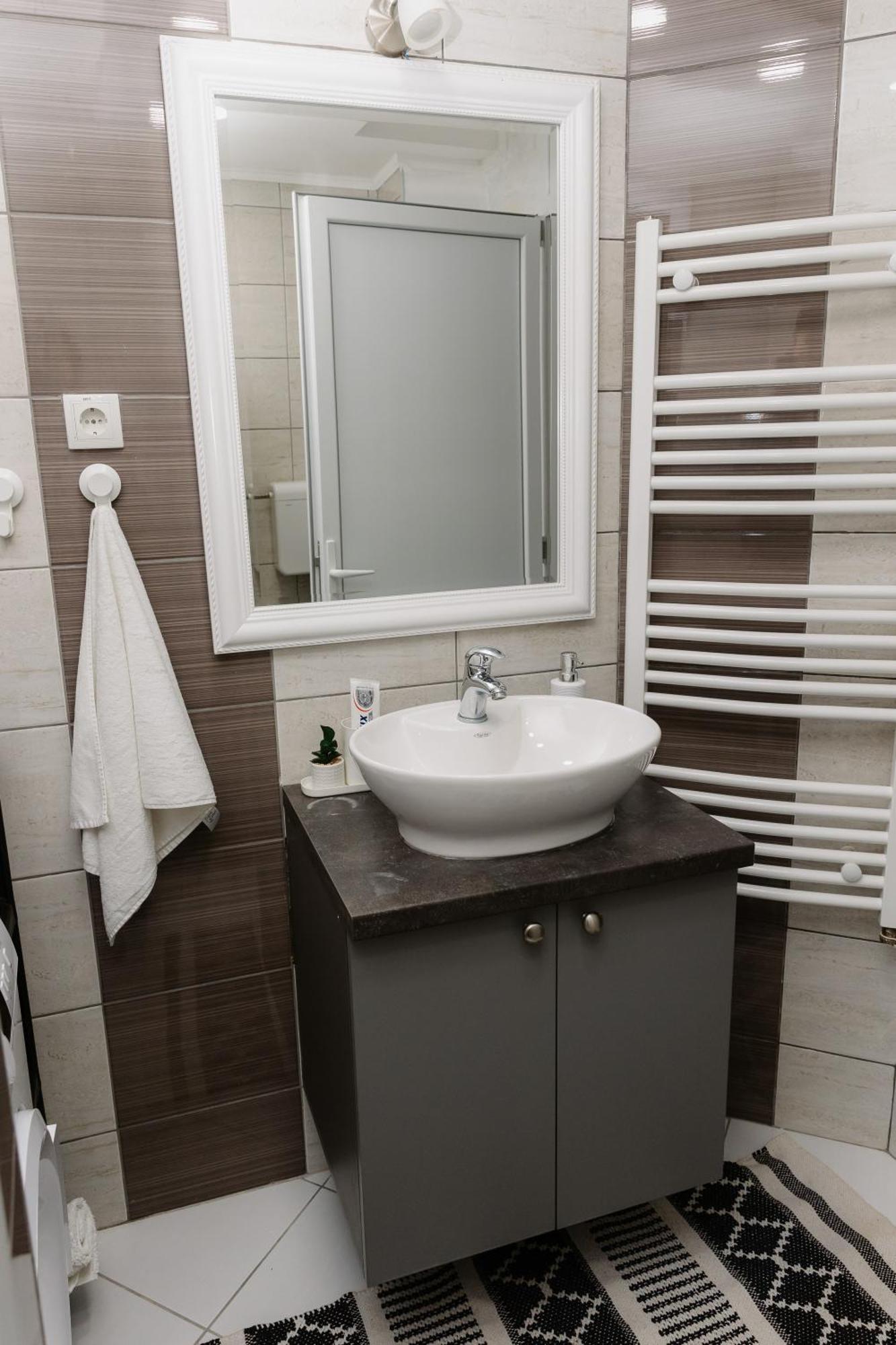 Guest House Lila Sombor Exterior photo